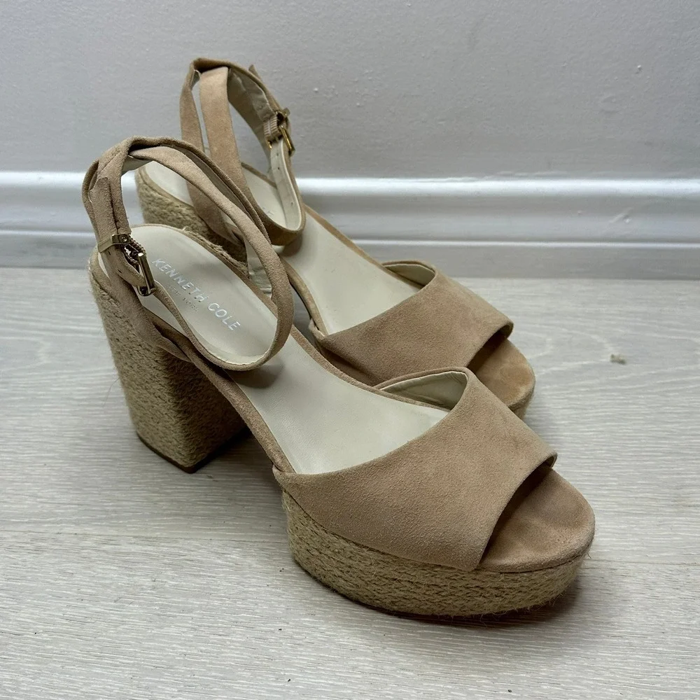 Kenneth Cole Pheonix Platform Espadrille Sandals Womens 8.5M Tan Suede Wedge